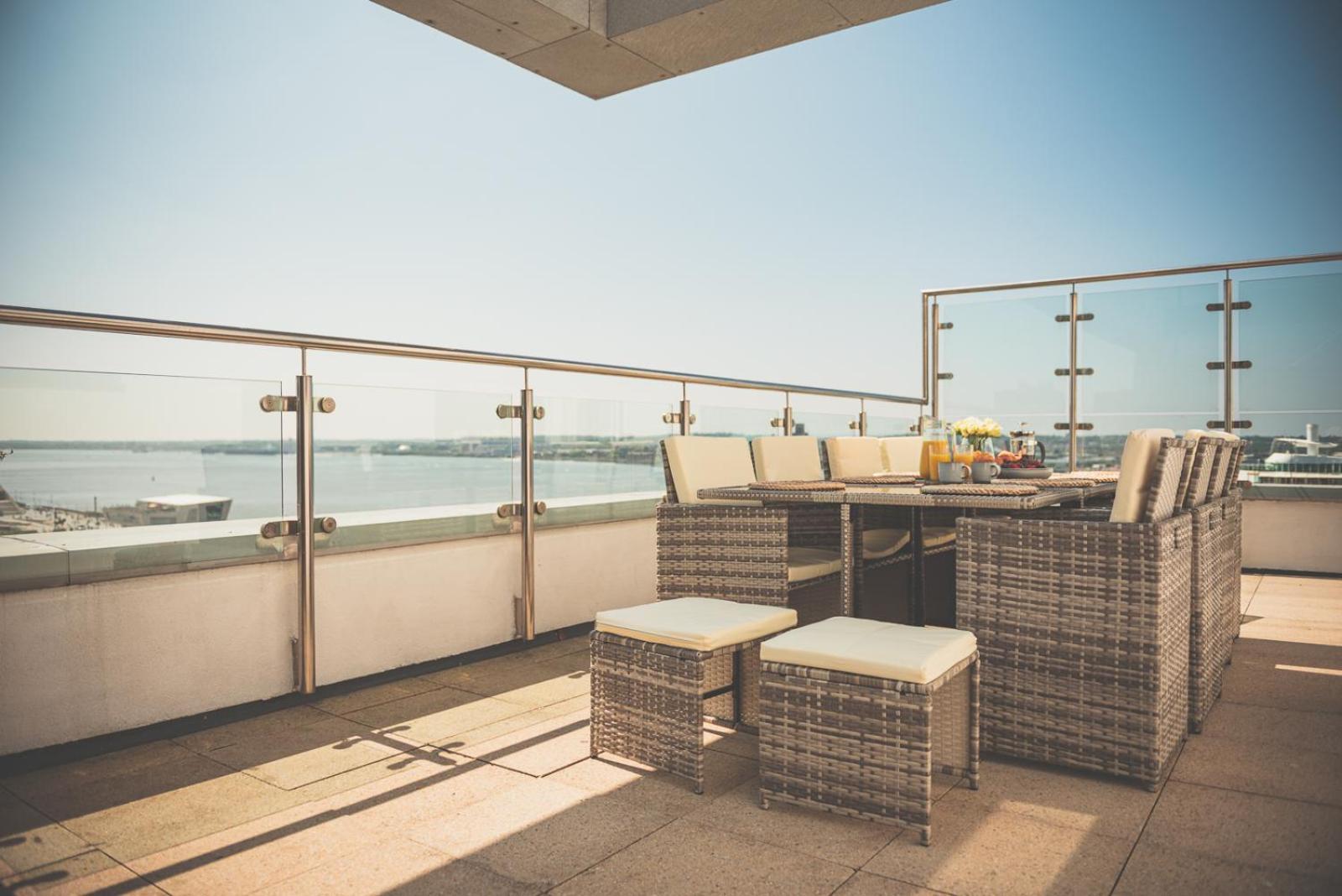 Novu Apartments Liverpool Waterfront Bagian luar foto