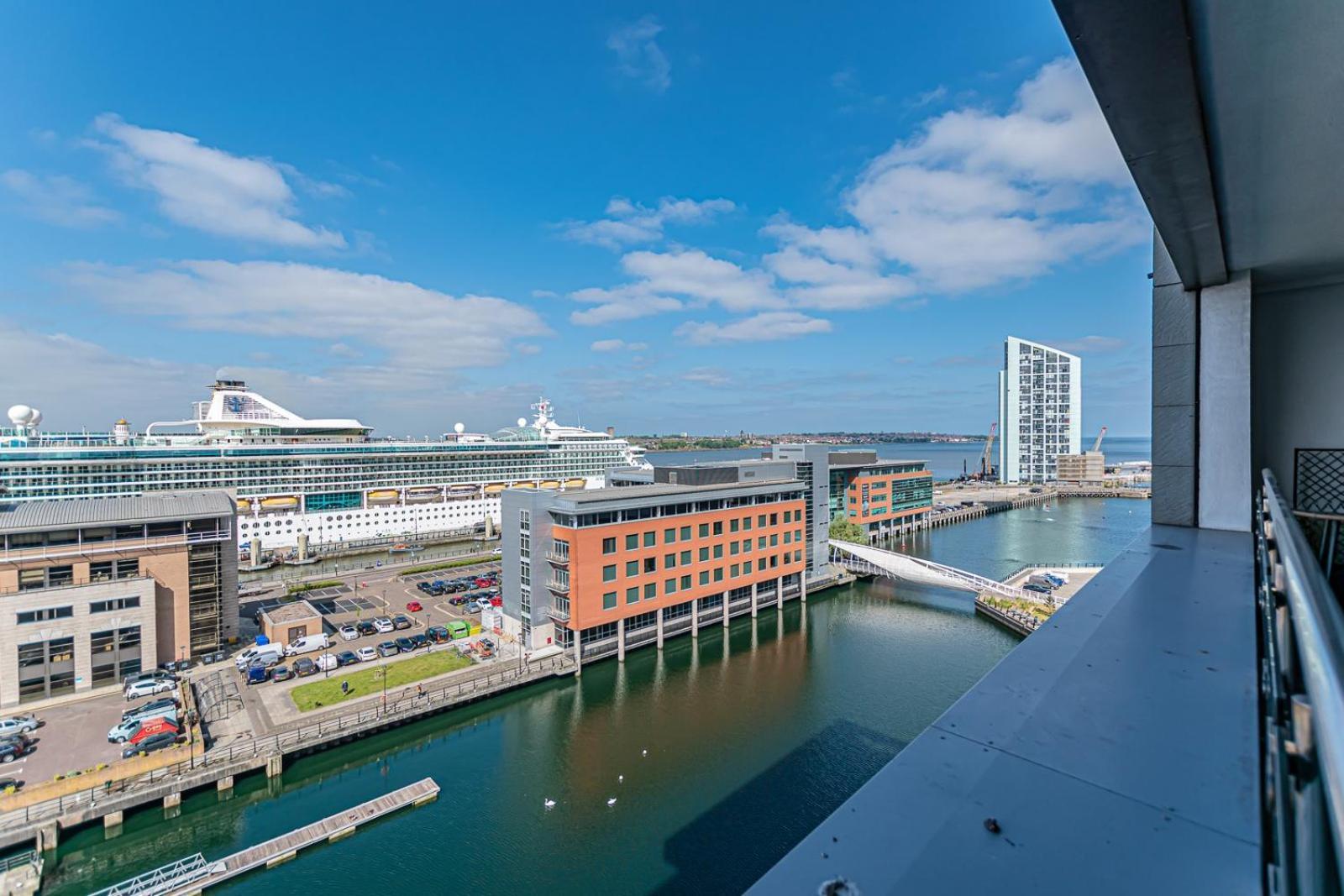 Novu Apartments Liverpool Waterfront Bagian luar foto